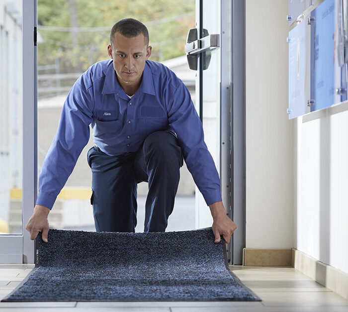 Floor Mat Cleaners to Make Mats Look Like New & Detailed Guide for Every Step